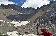 52 Spettacolo degli imponenti contrafforti rocciosi del versante nord d'Arera